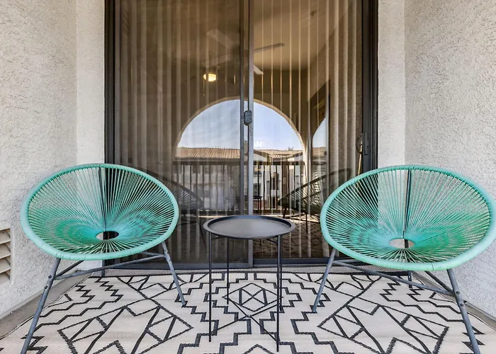 Cozysuites By The Stadium With Pool 22 Apartment *