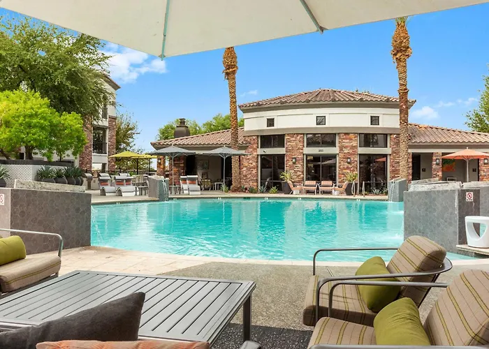 Apartment Cozysuites By The Stadium With Pool 22