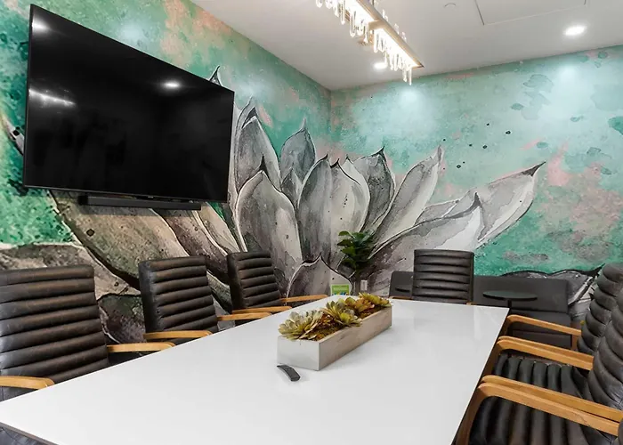 Cozysuites By The Stadium With Pool 22 Apartment *